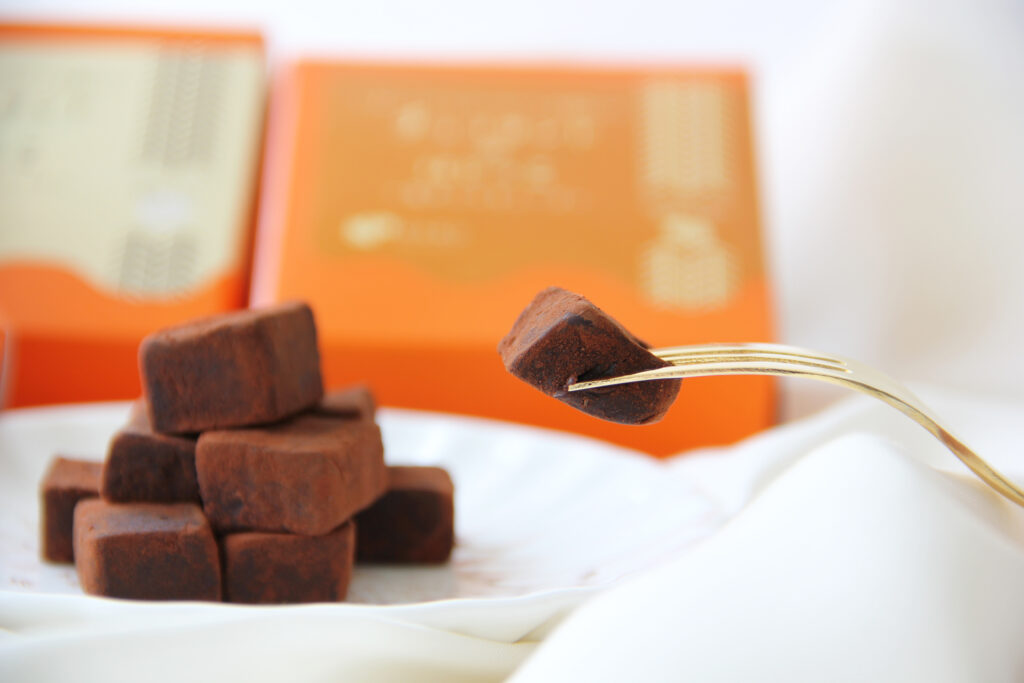 信州ショコラトリーGAKUの『チョコサンドのはじっこ』が2社のメディアで掲載されました！