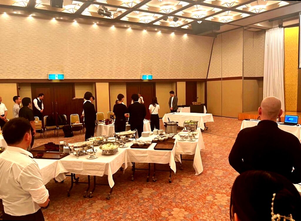 2025年度 永年勤続者・年度MVP社員 表彰パーティを開催しました!